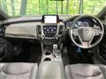 2019 Toyota Crown Hybrid