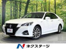 2015 Toyota Crown Hybrid