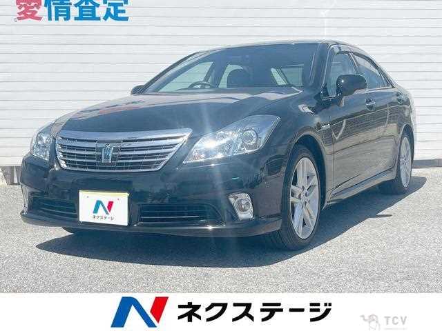 2010 Toyota Crown Hybrid
