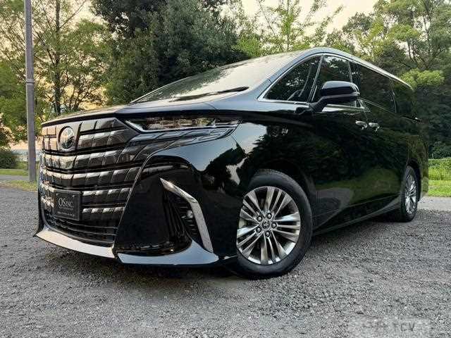 2025 Toyota Alphard Hybrid