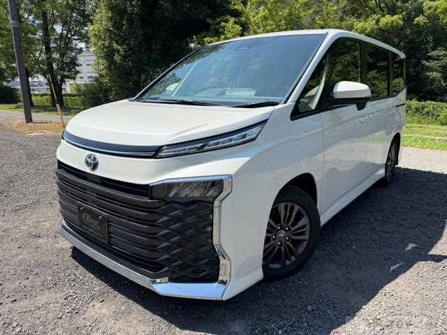 2025 Toyota Voxy