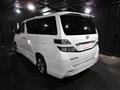 2010 Toyota Vellfire