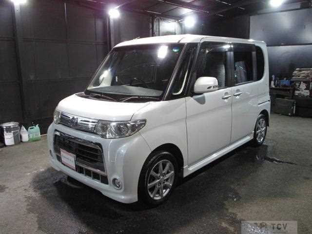 2011 Daihatsu Tanto