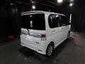 2011 Daihatsu Tanto