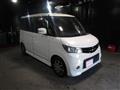 2012 Nissan ROOX