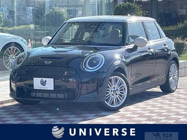 2022 BMW MINI