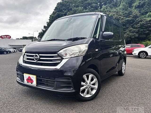 2017 Nissan ROOX