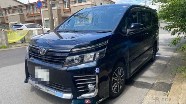 2014 Toyota Voxy