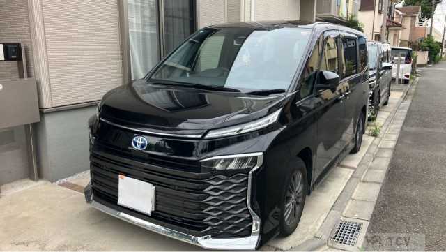2024 Toyota Voxy