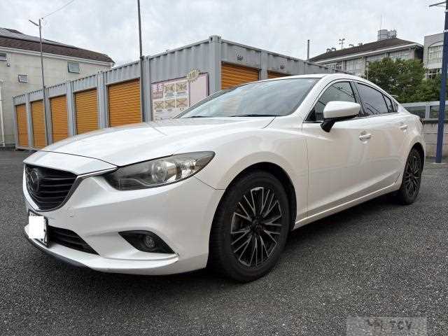 2013 Mazda Atenza