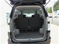 2005 Toyota Voxy