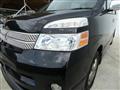 2005 Toyota Voxy