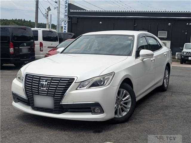 2014 Toyota Crown