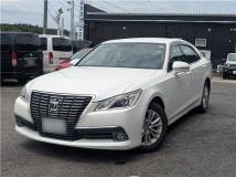 2014 Toyota Crown