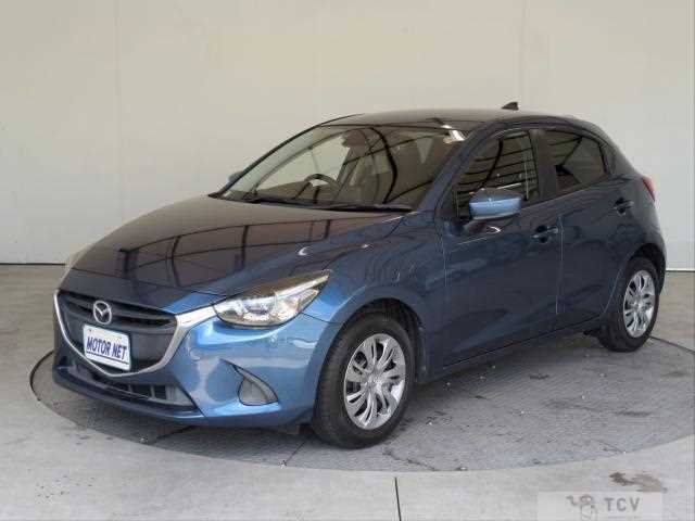 2017 Mazda Demio