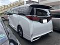 2025 Toyota Alphard Hybrid