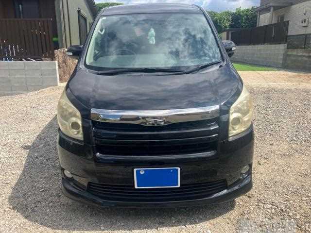 2008 Toyota Noah