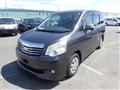 2012 Toyota Noah