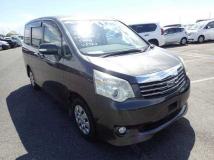 2012 Toyota Noah