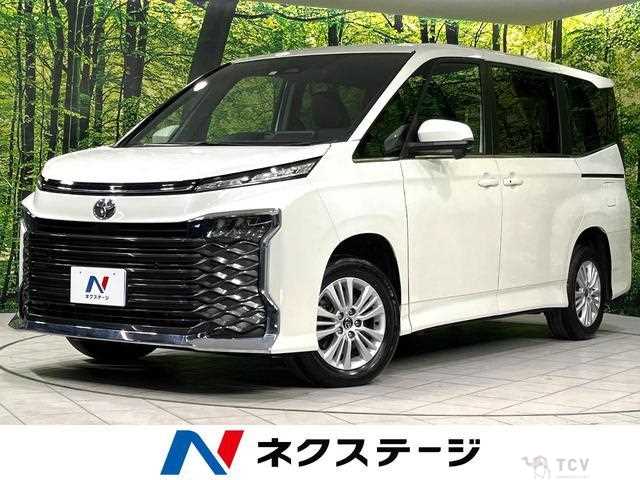 2022 Toyota Voxy