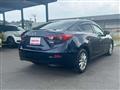 2016 Mazda Axela