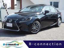 2017 Lexus IS