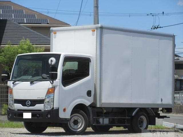 2015 Nissan Atlas