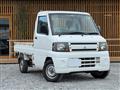 2011 Mitsubishi Minicab Truck