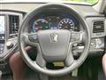 2013 Toyota Crown Hybrid