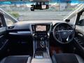 2015 Toyota Alphard Hybrid