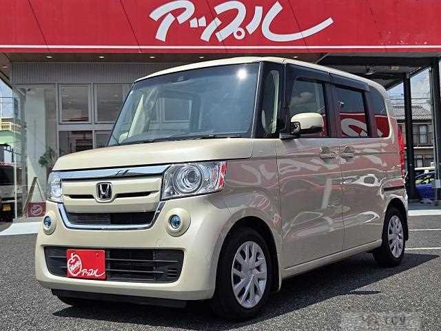 2017 Honda N BOX