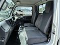 2019 Isuzu Elf Truck