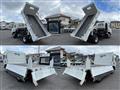 2017 Isuzu Elf Truck