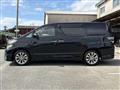 2011 Toyota Vellfire