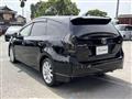 2013 Toyota PRIUS α