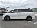 2013 Toyota Estima