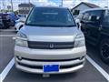 2006 Toyota Voxy