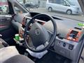 2006 Toyota Voxy