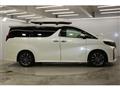 2018 Toyota Alphard G