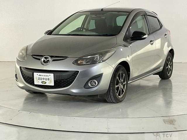 2013 Mazda Demio