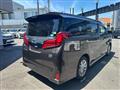 2020 Toyota Alphard Hybrid