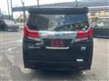 2017 Toyota Alphard Hybrid