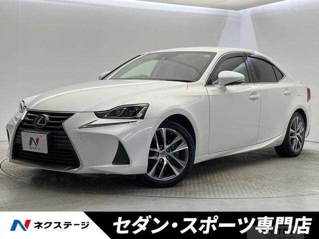 2017 Lexus IS