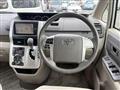 2010 Toyota Noah