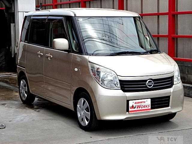 2012 Nissan ROOX