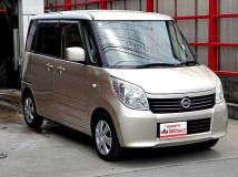 2012 Nissan ROOX