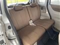2011 Nissan ROOX