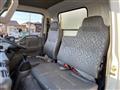 2005 Isuzu Elf Truck
