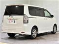 2007 Toyota Voxy