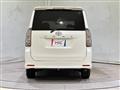 2007 Toyota Voxy